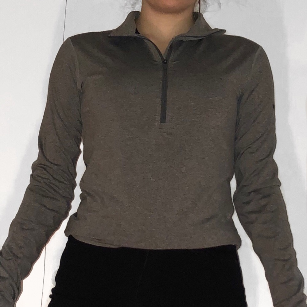 NIKE pullover